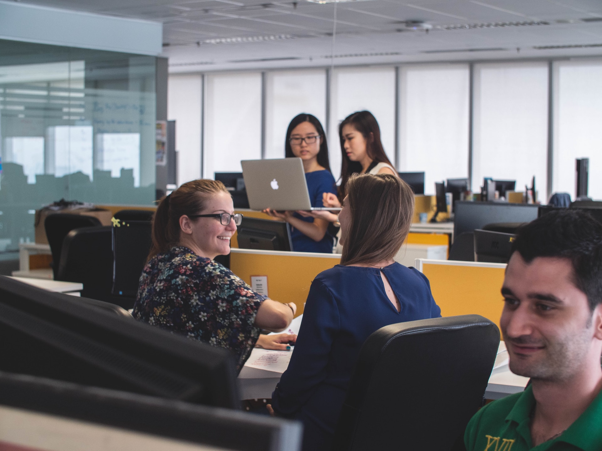 What should IT executives and owners look for in team interactions ?